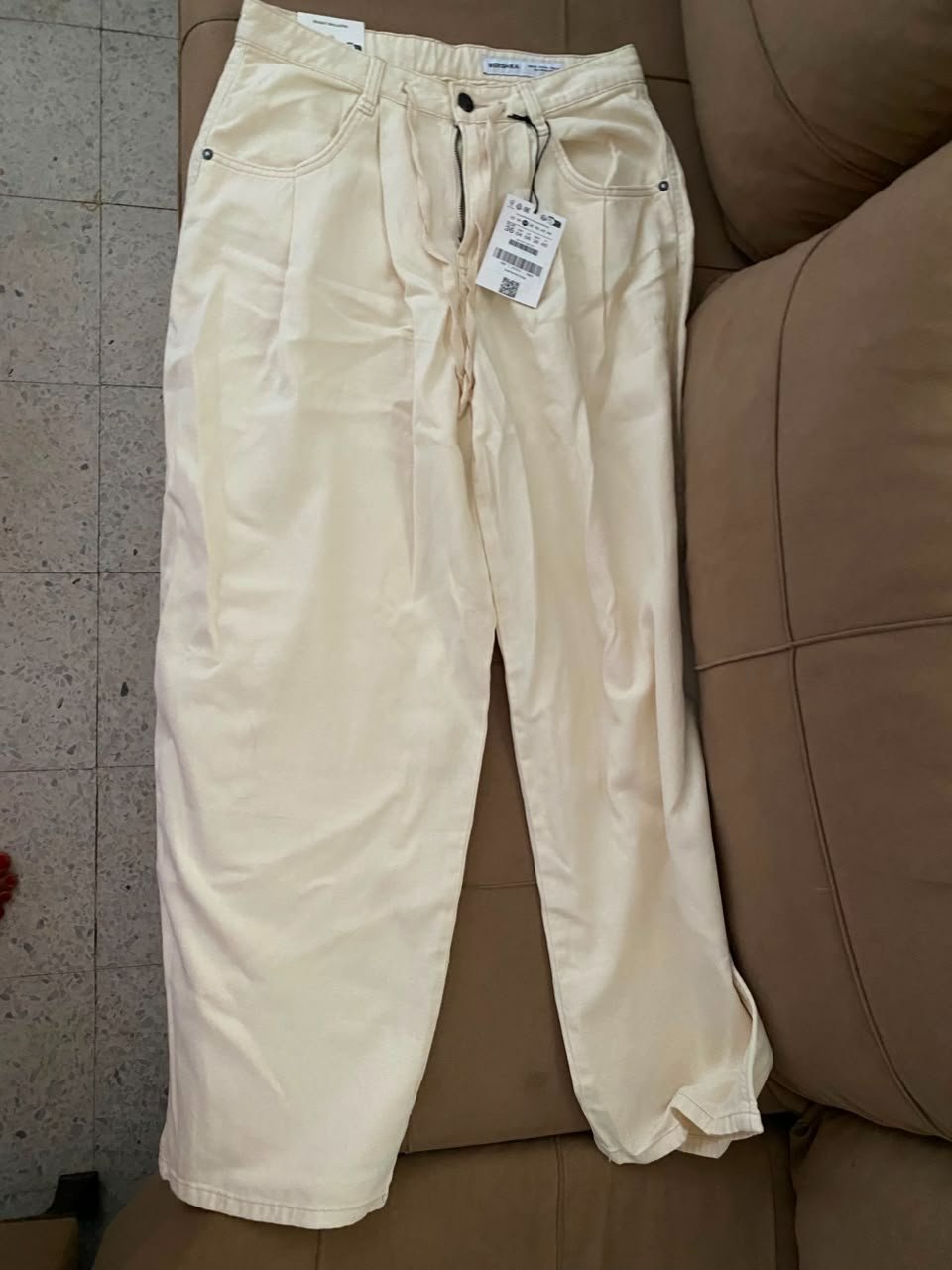 Pantalon bershka baggy balloon beige taille 36