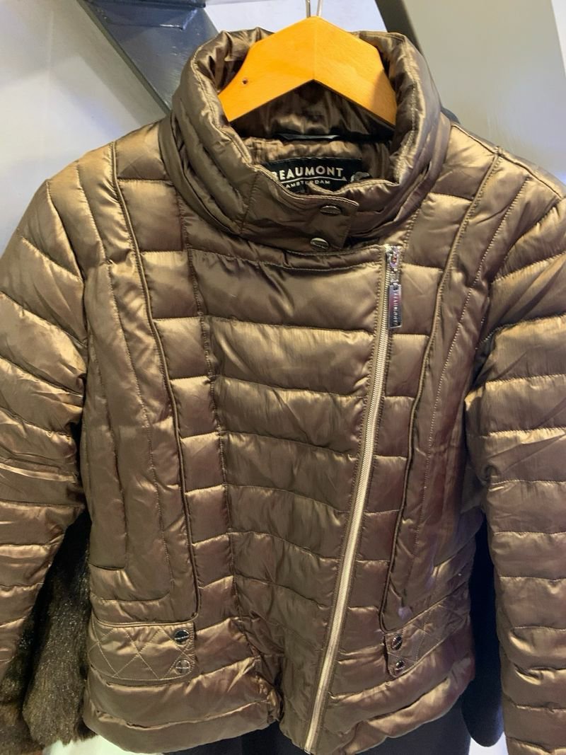 Doudoune gris taille 42