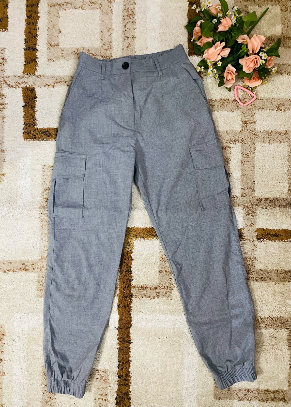 Cargo femme taille 38 de la marque Bershka 