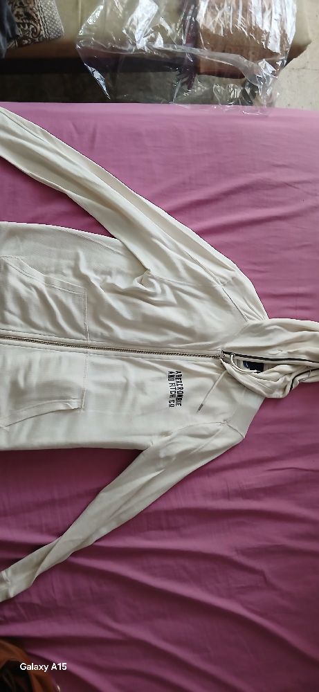 Gilet avec capuche 