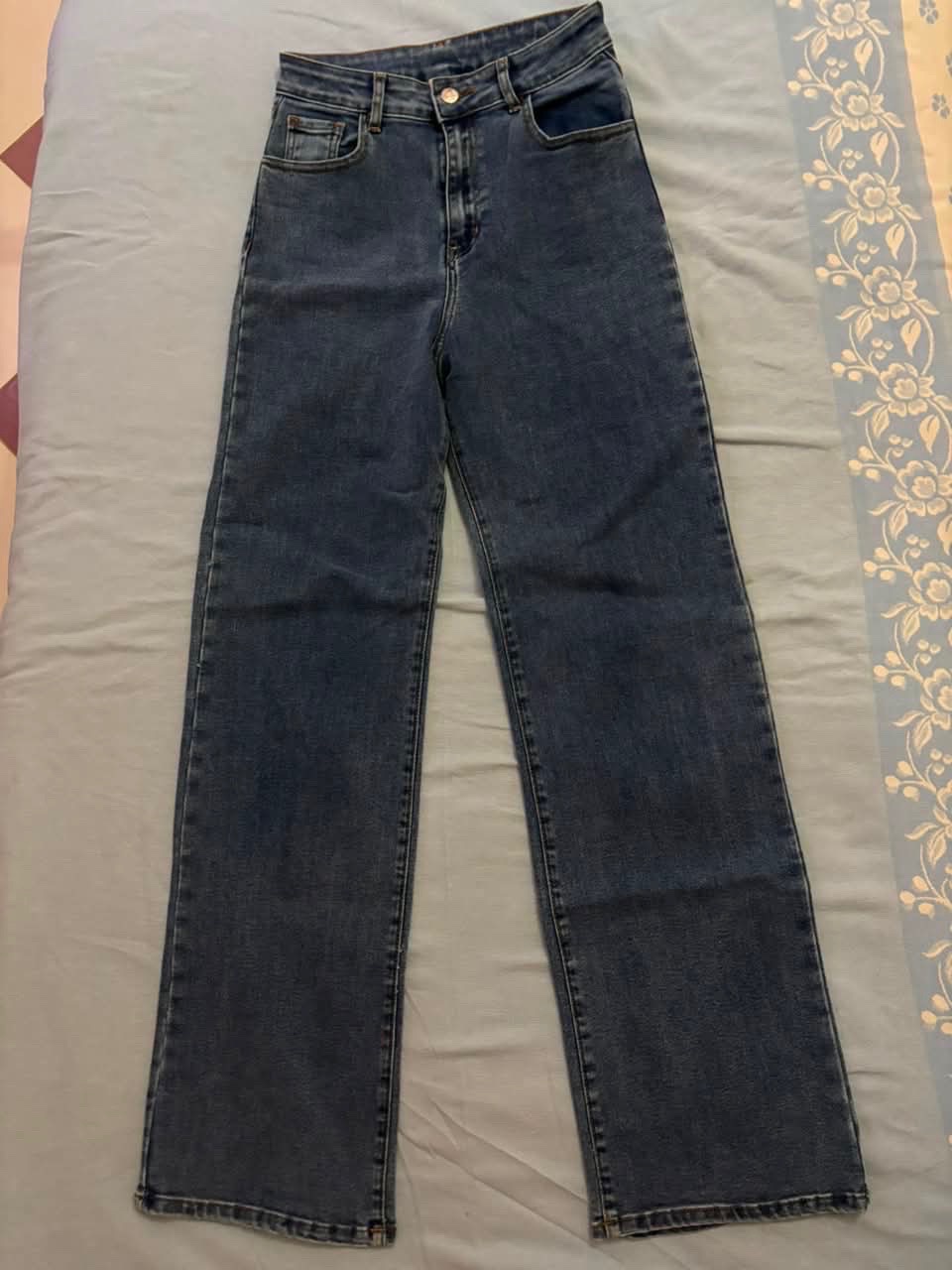 Straight fit jean