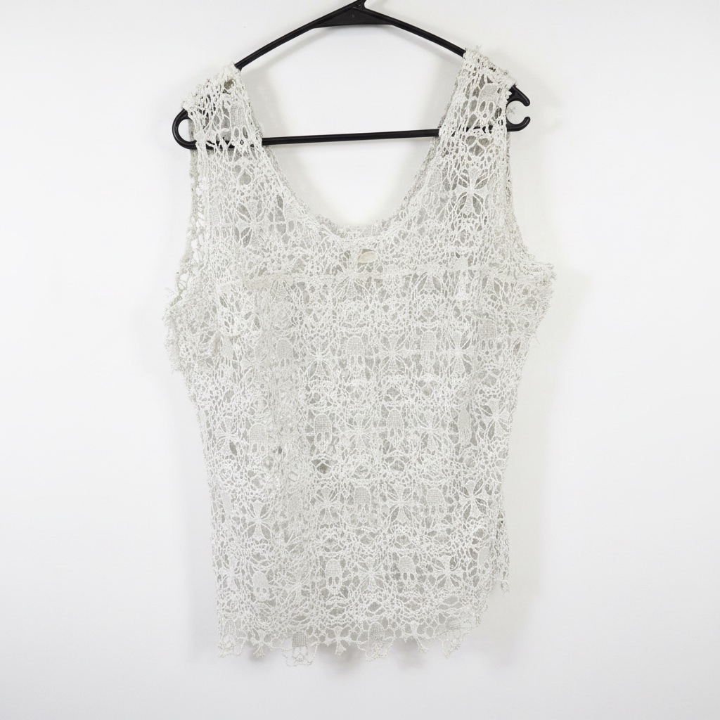 Top en crochet blanc ajouré – Idéal plage & maillot de bain