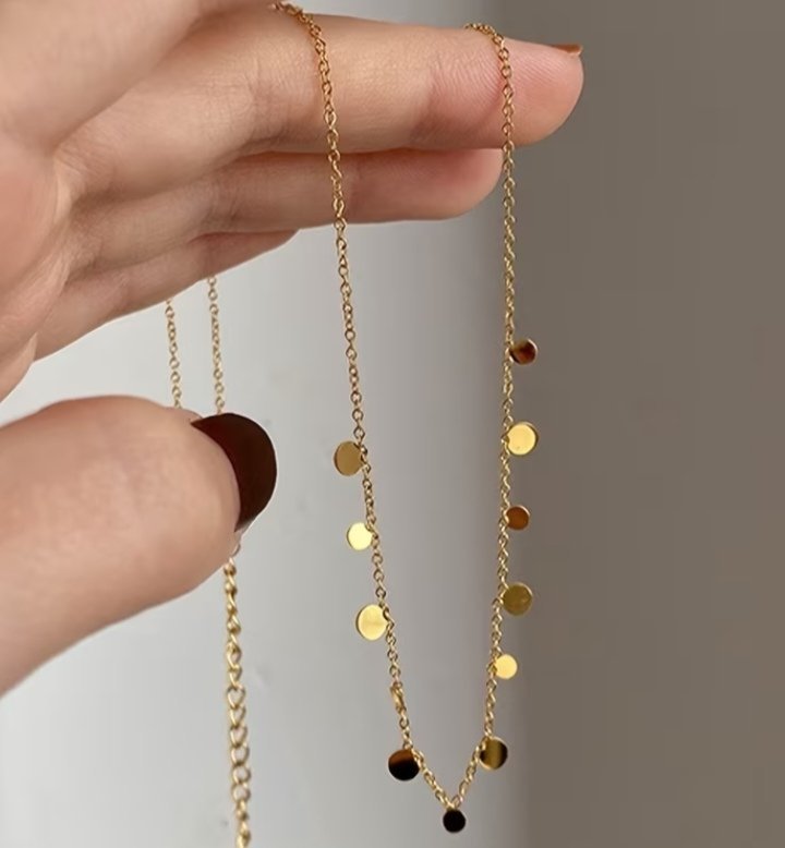 Beautiful necklace neuf en doré stainless 