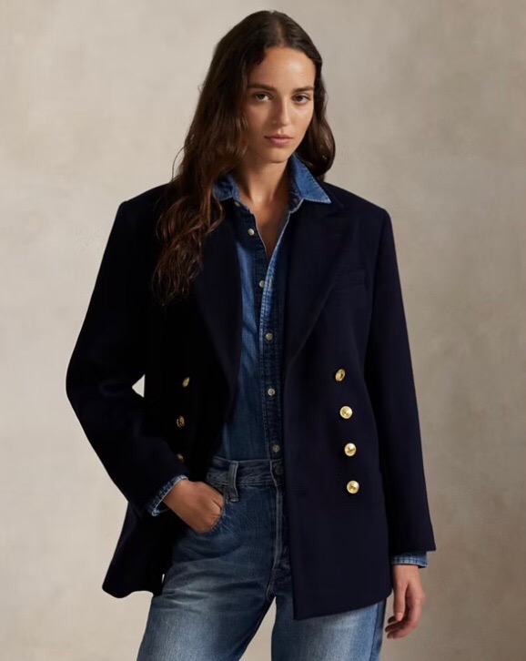 Jolie blazer croisé double boutonnage couleur marine  foncée ou noir 🖤🖤