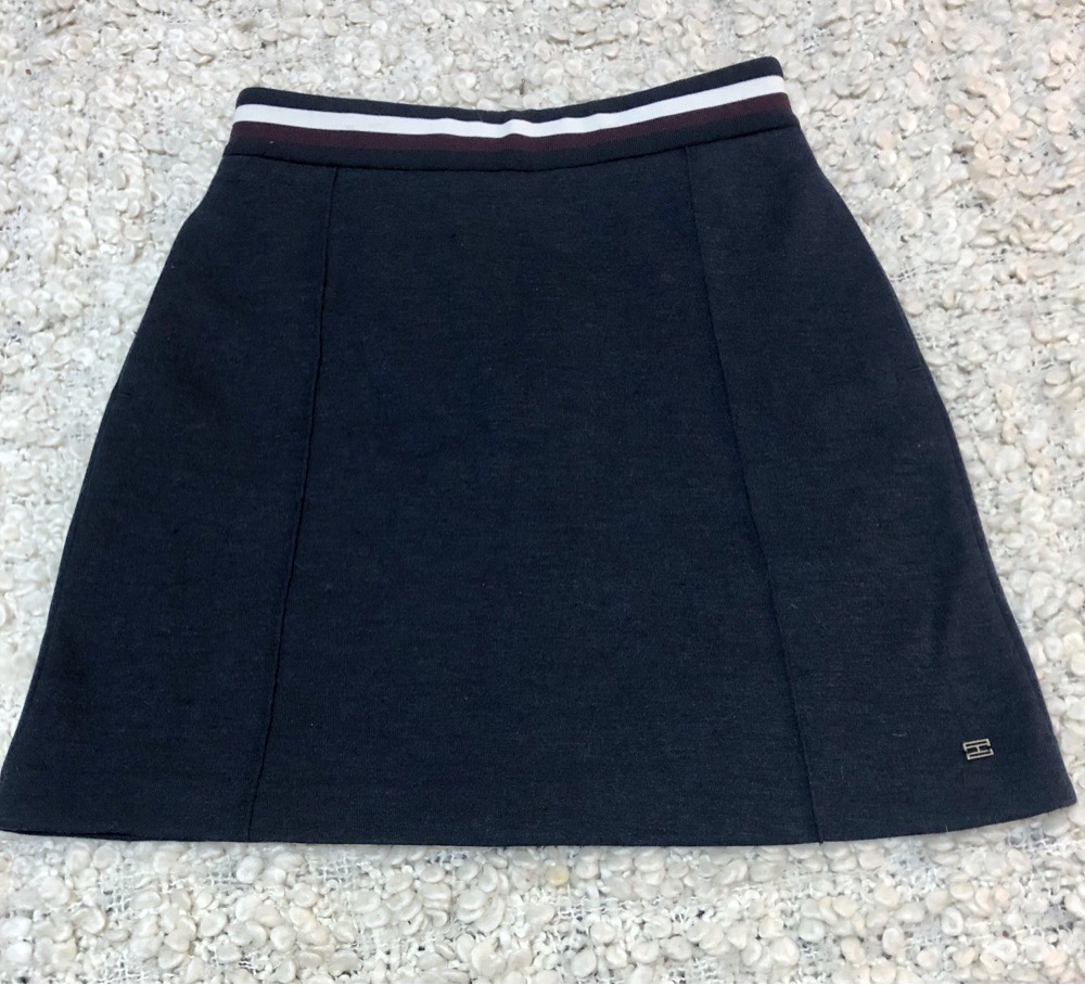 Joli jupe neuf Tommy Hilfiger taille 2 bleu nuit 🌑