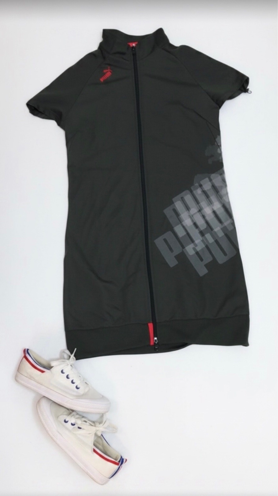 Robe  Sport  PUMA authentique vert militaire 