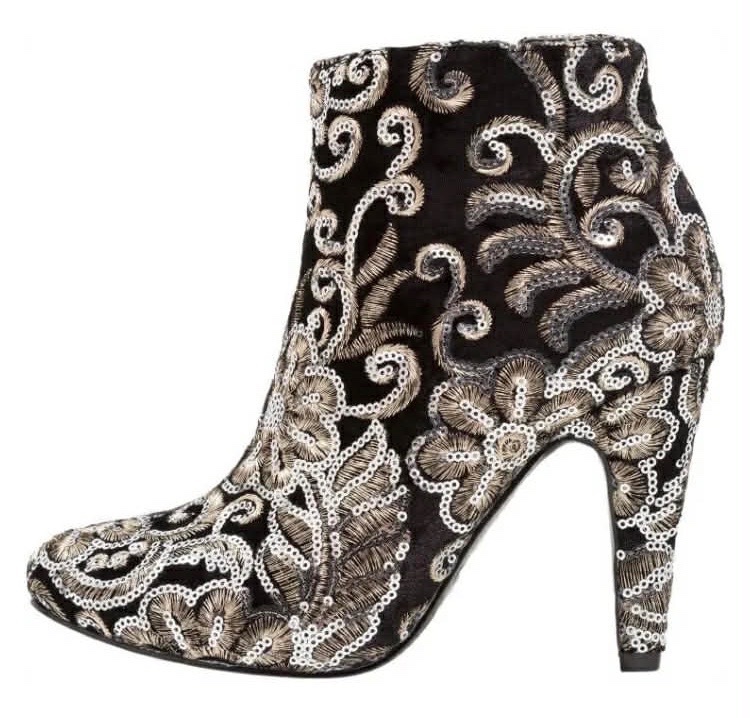 Bouttine pour femme en cuir velouté et velours noirs brodés de fleurs avec des sequins argentés pointure 36 