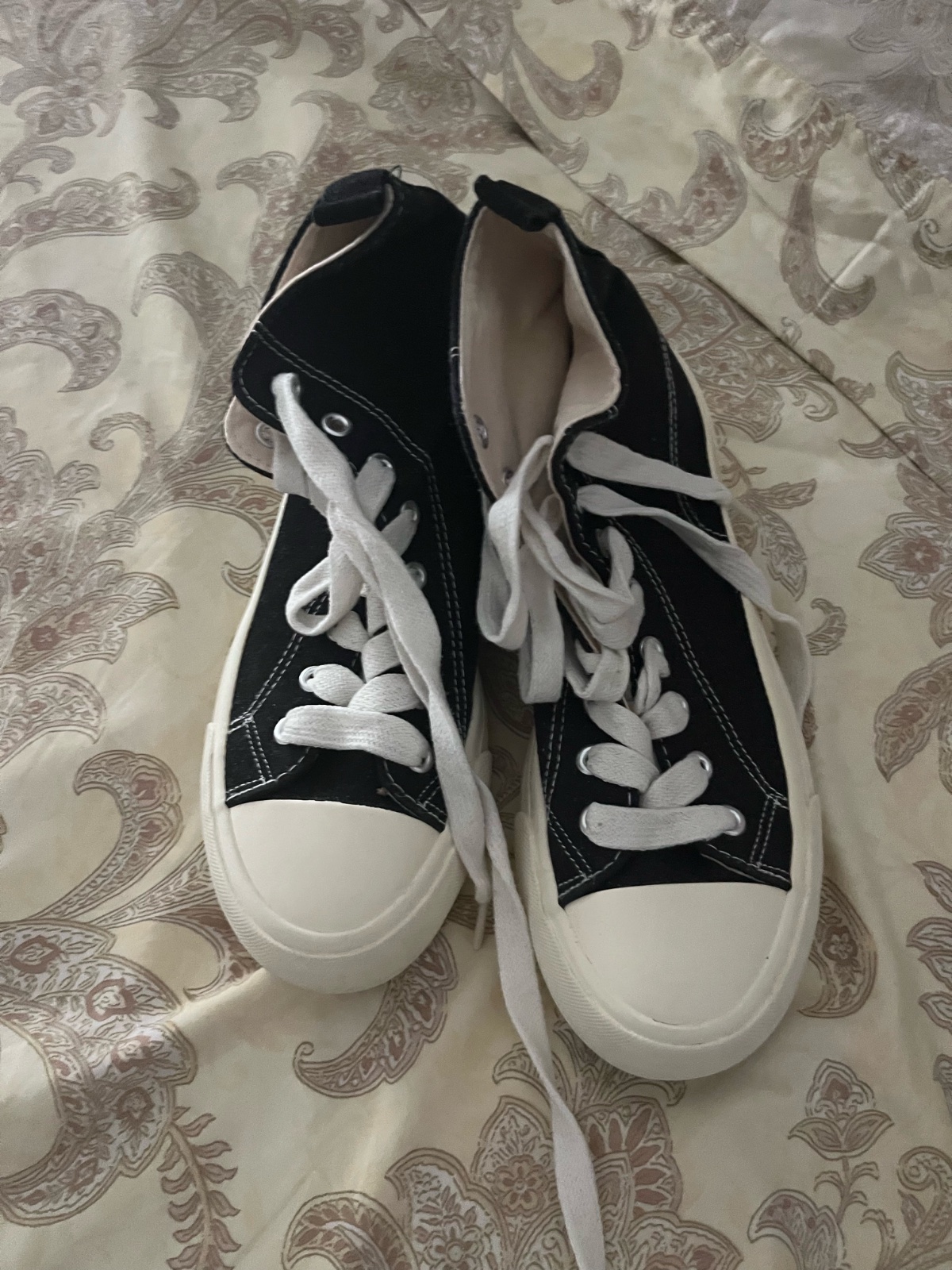 Baskettes Lefties pointure 38