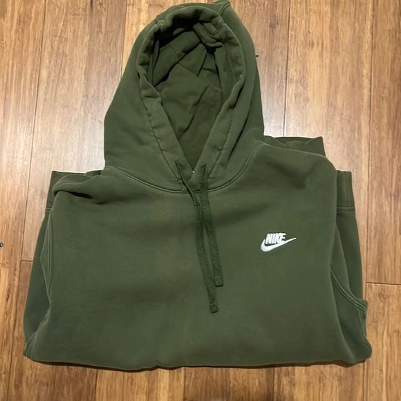 Nike capuche