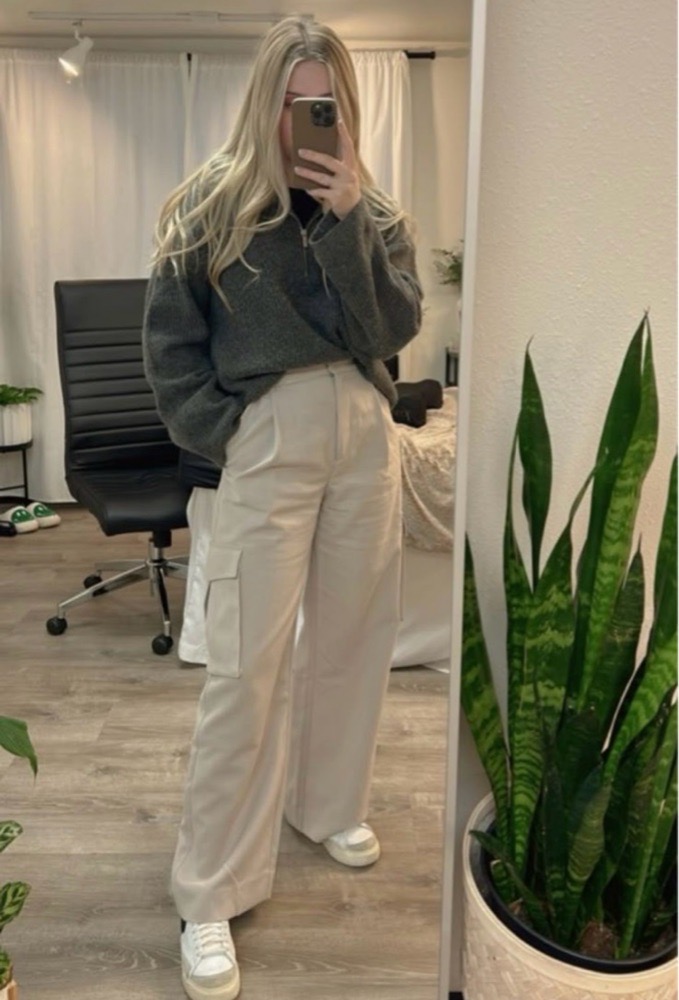 Cargo beige