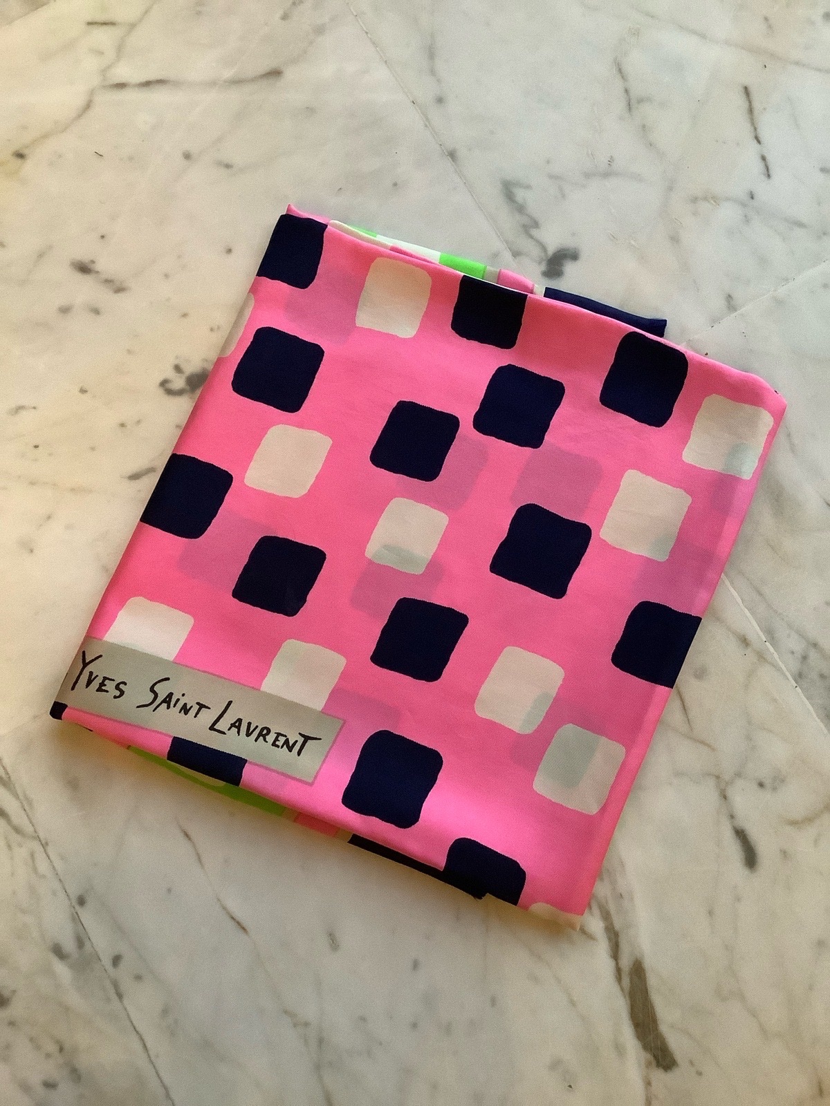 Foulard yves saint laurent