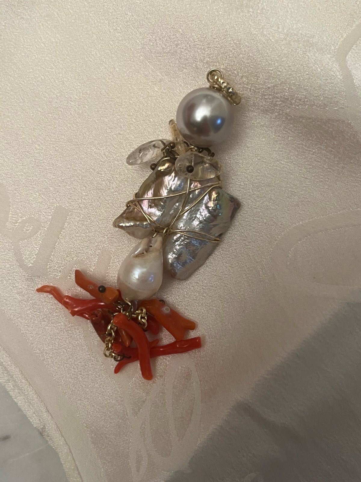 Pendentif, artisanale