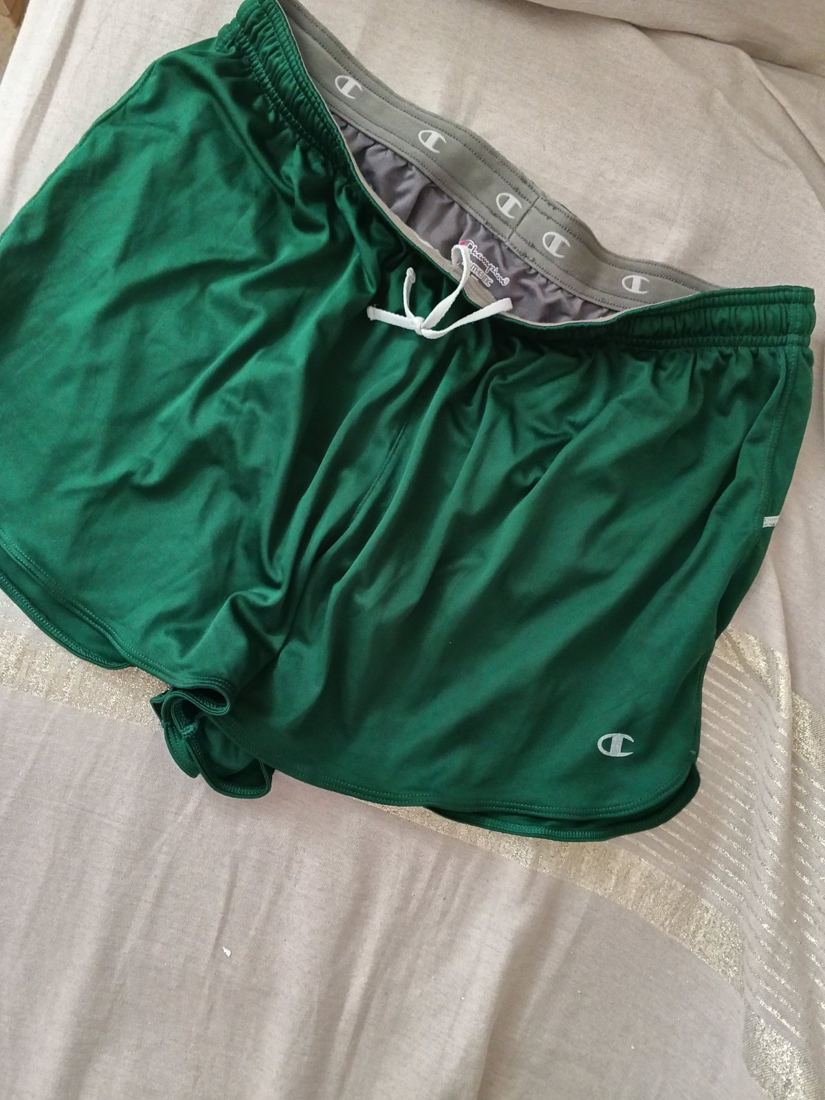 Short champion 