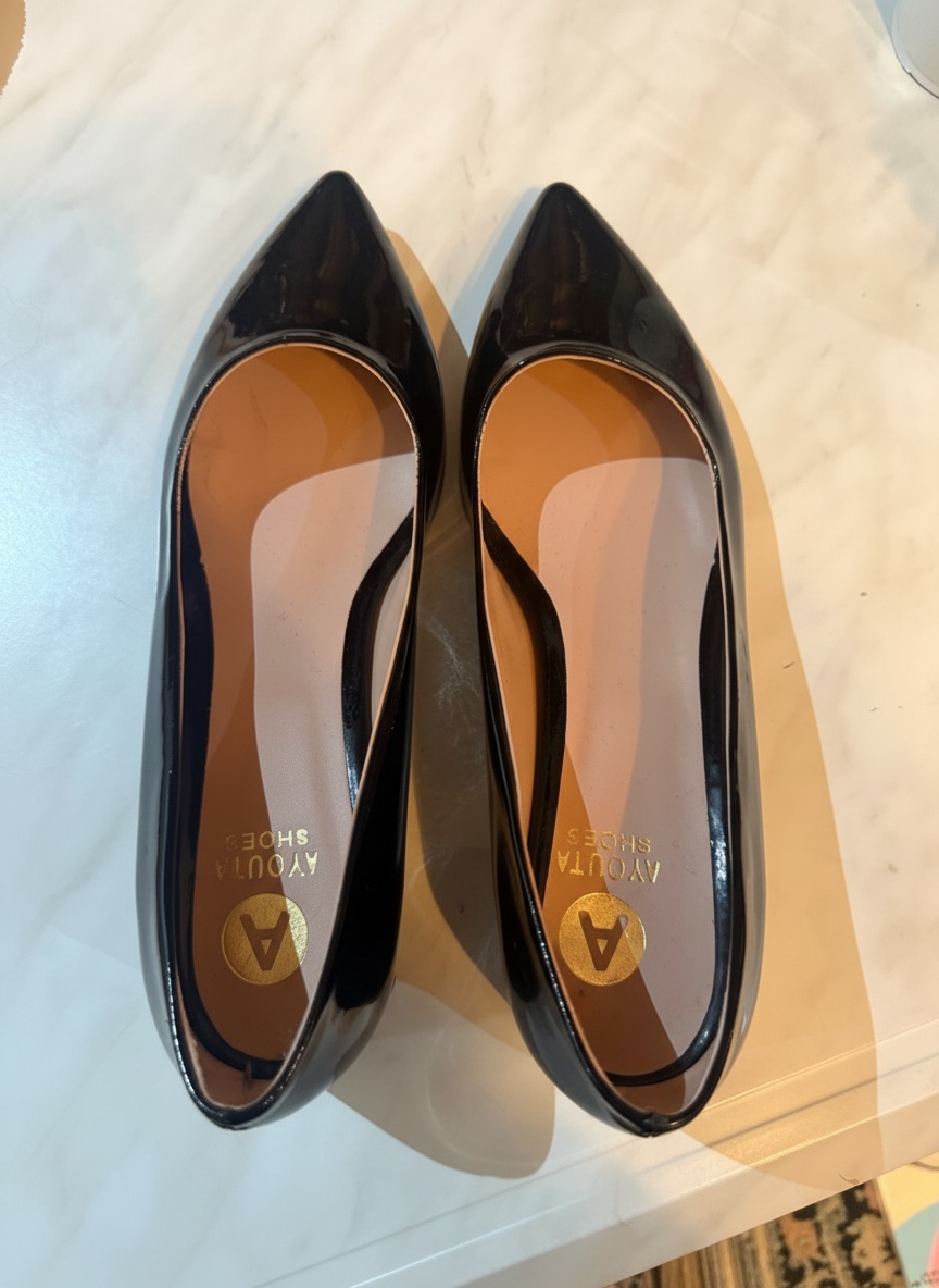 Escarpin vernis, demi talon 