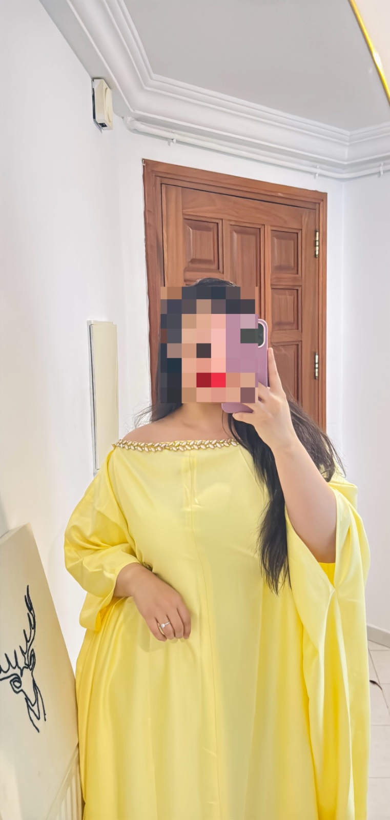 Abaya robe jaune pastel avec strass 