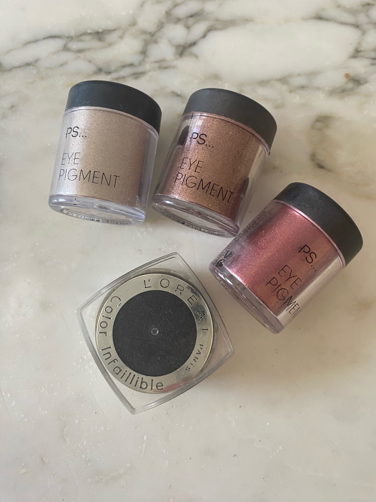 Lot de 3 fard a poupieres glitter 