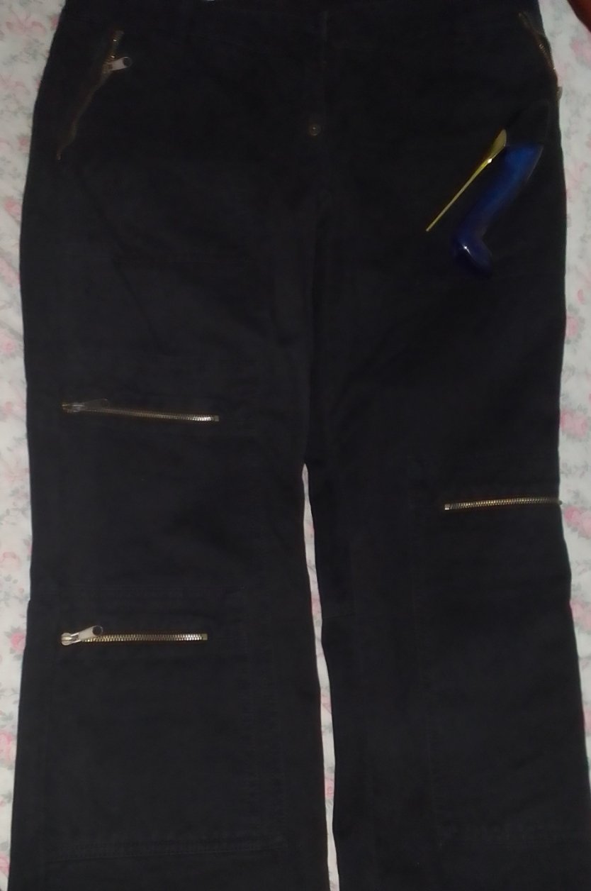 Pantalon noir avec poche
