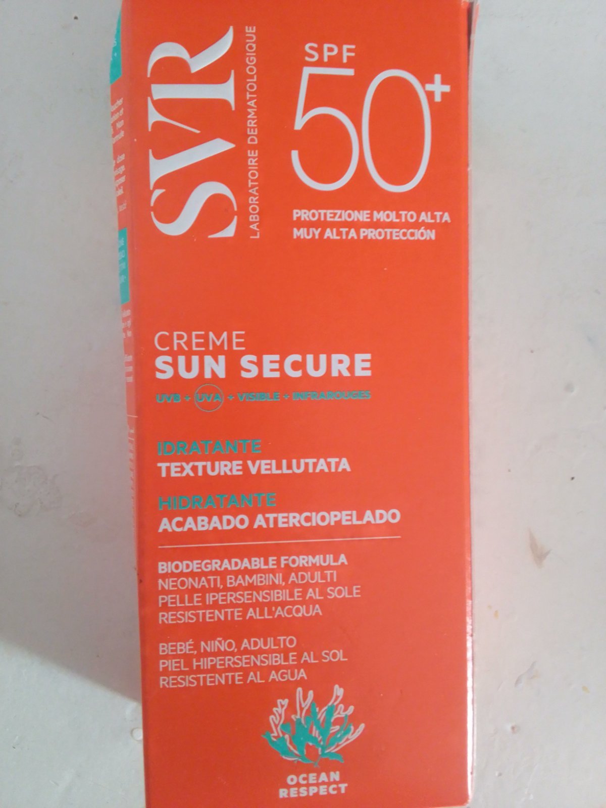 Ecarn soleil invisible svr date 11 /2026 avec gel netoiyant peaux séche gratuit 