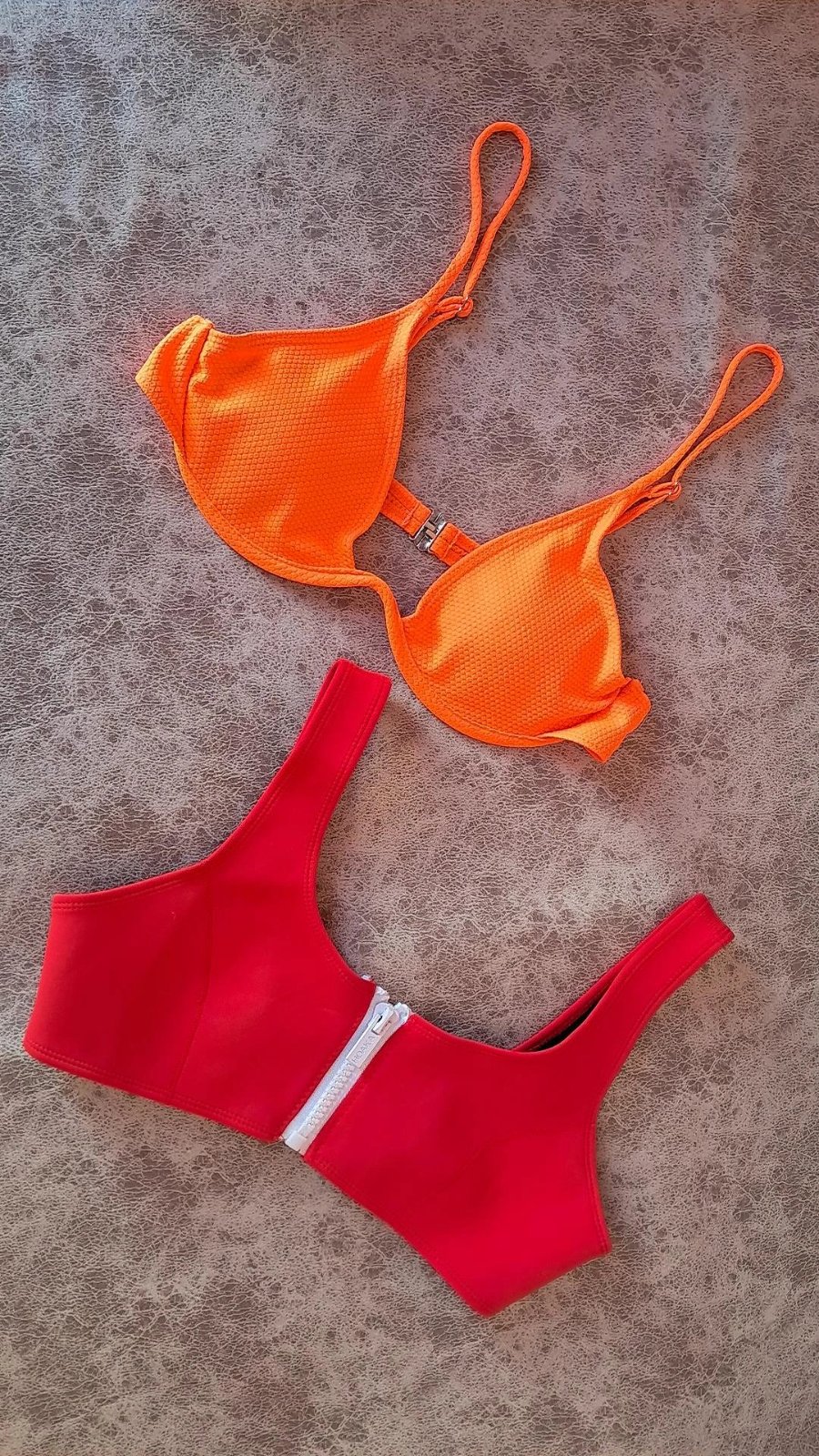 2 hauts maillot 