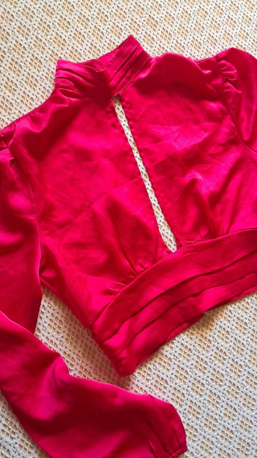 Crop rose