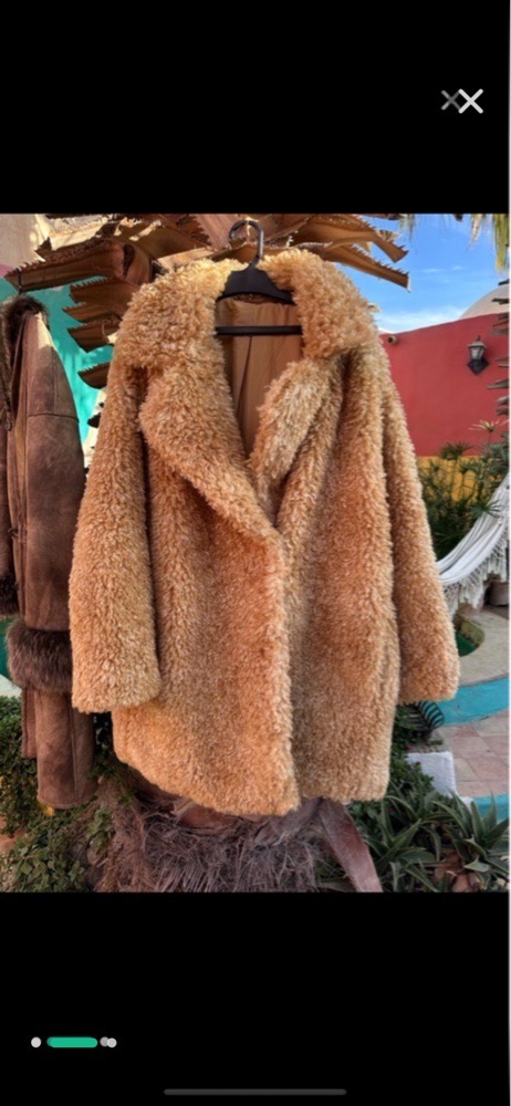 Manteau en fausse fourrure