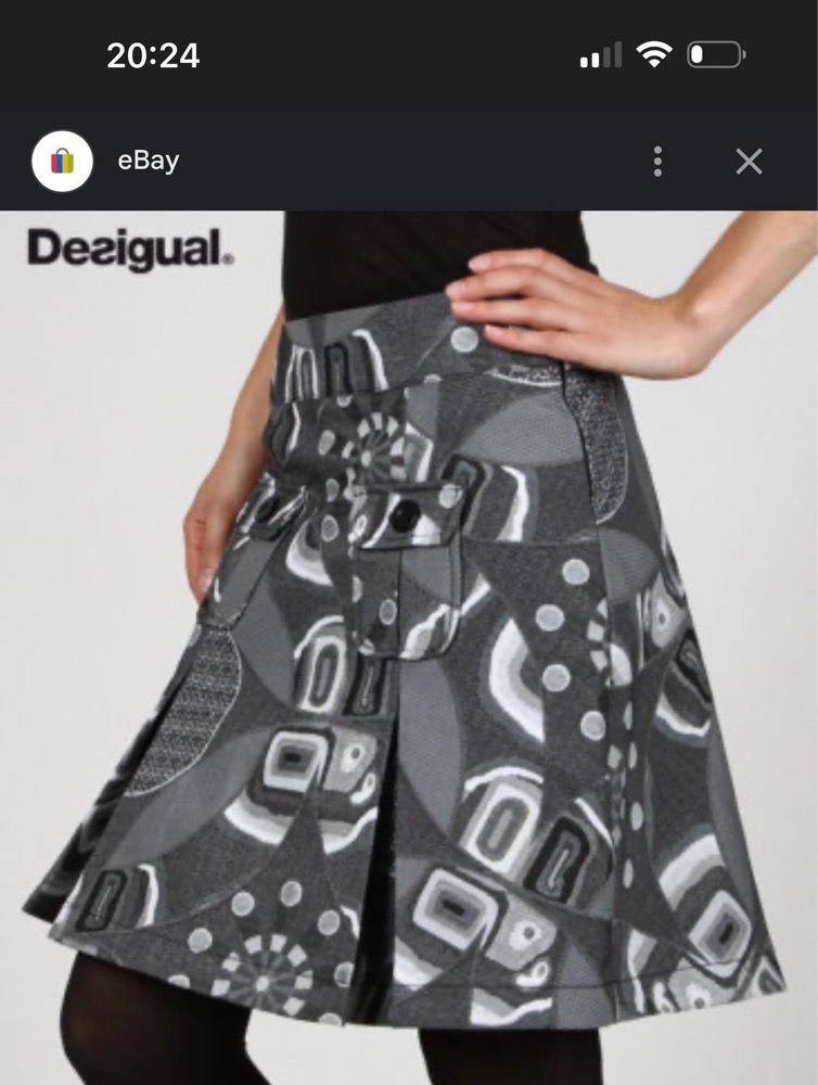Jolie jupe Desigual
