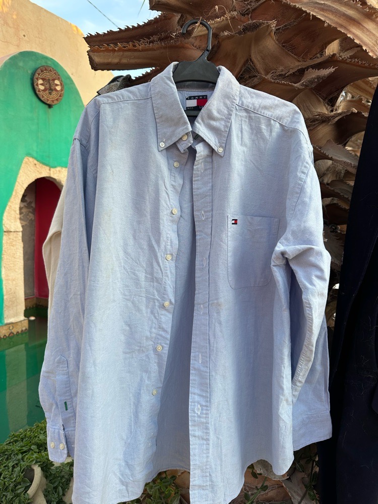 Joli chemsie Tommy Hilfiger homme 