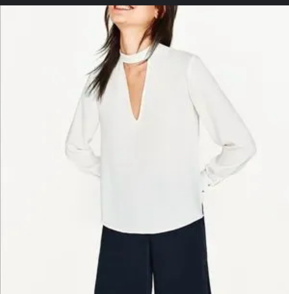 Jolie blouse zara eta neuf 