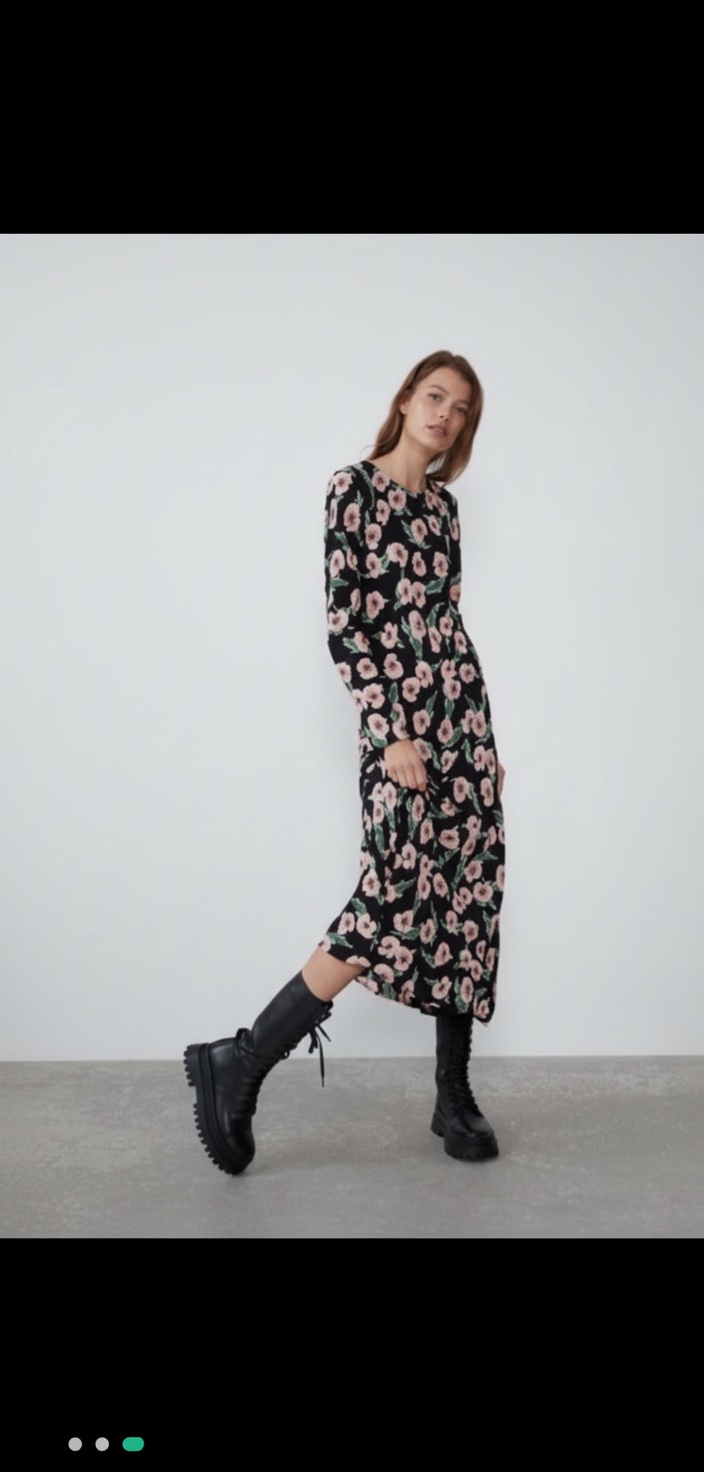 Jolie robe mi longue zara etat neuf