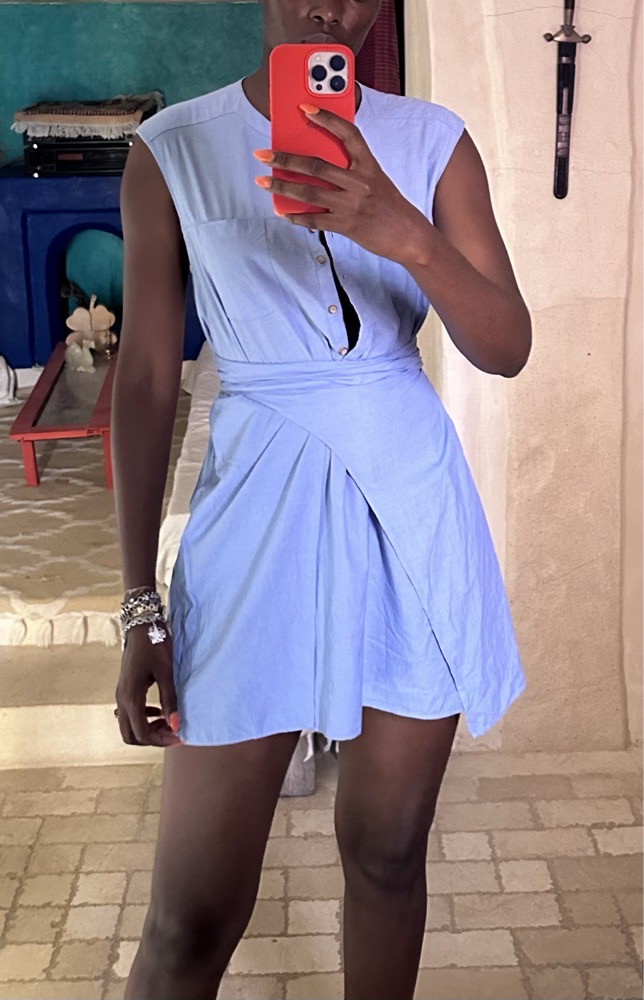 Jolie robe, cache-cœur, 100 % coton. zara 