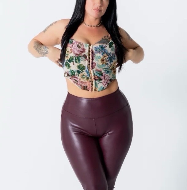 Bussier, BERSHKA