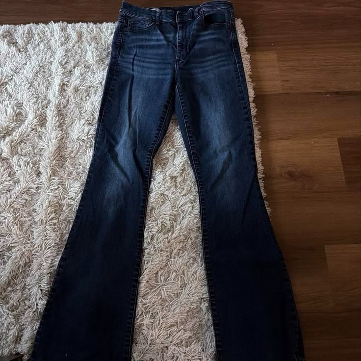 Vintage dark wash jeans 