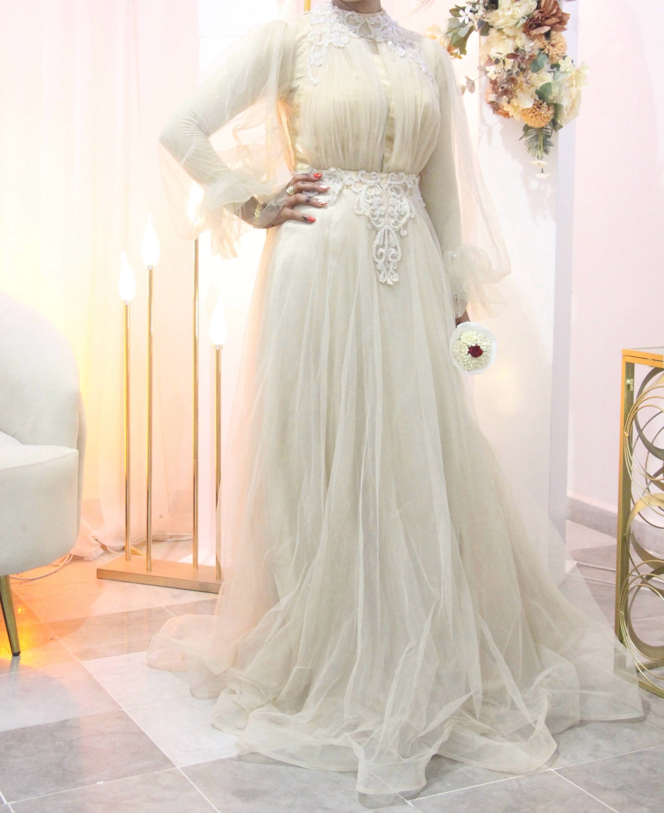 Robe beige claire en tres bon etat 