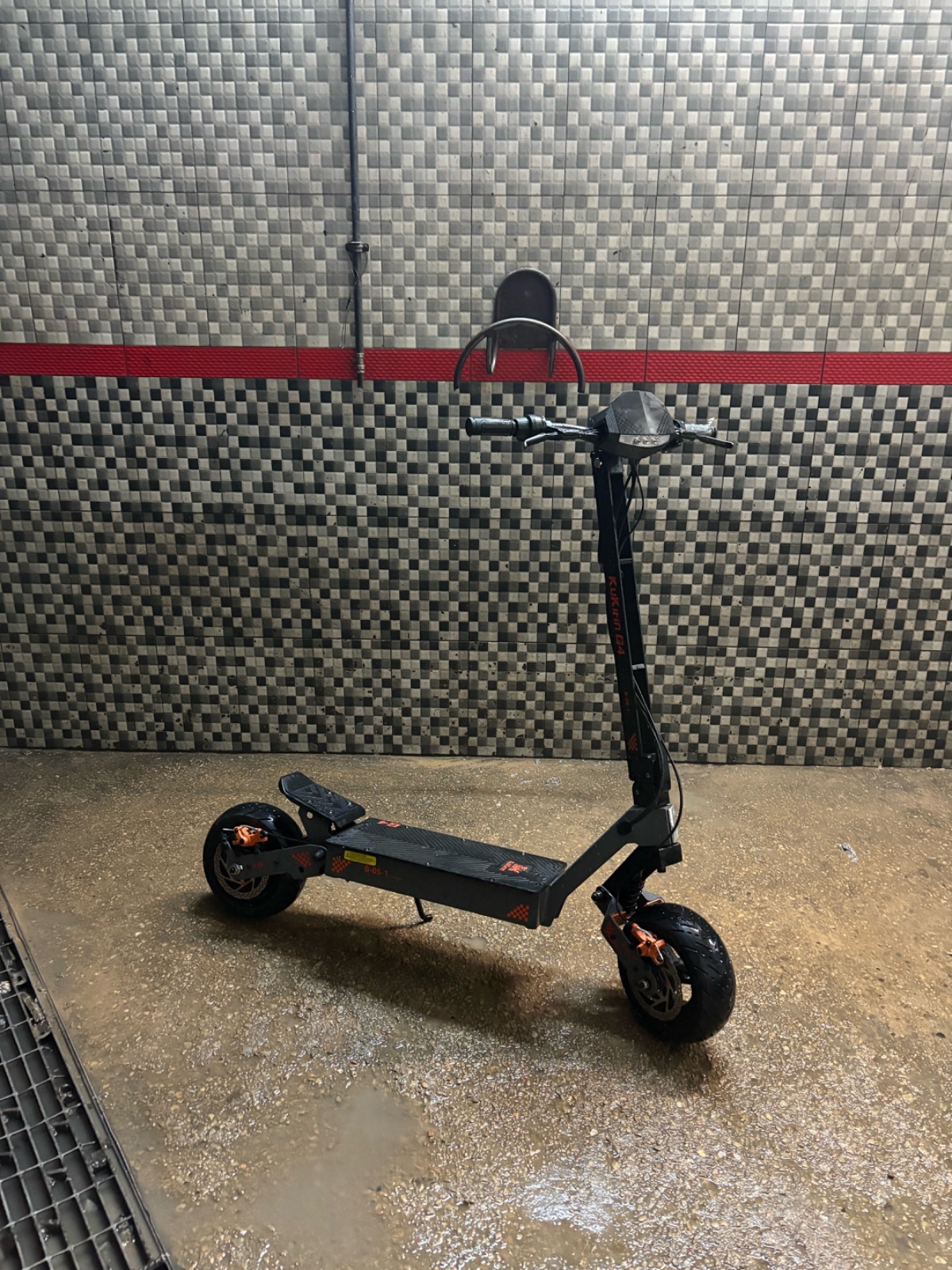 Kukirin g4