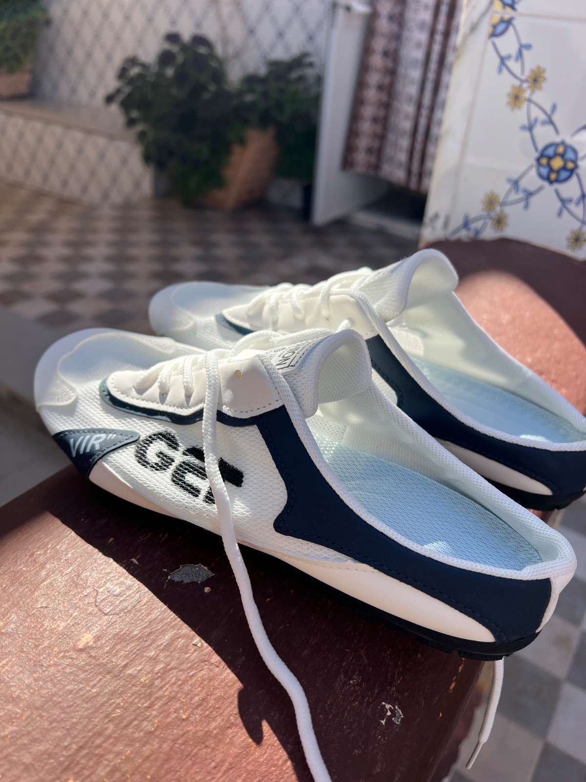Mules Baskets d'Été Respirantes – Blanc & Bleu Marine (Neuf / Excellent état)