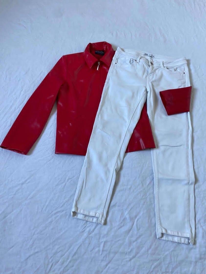 Un manteau d'hiver canadien en cuir synthétique avec un pantalon Zara 😍