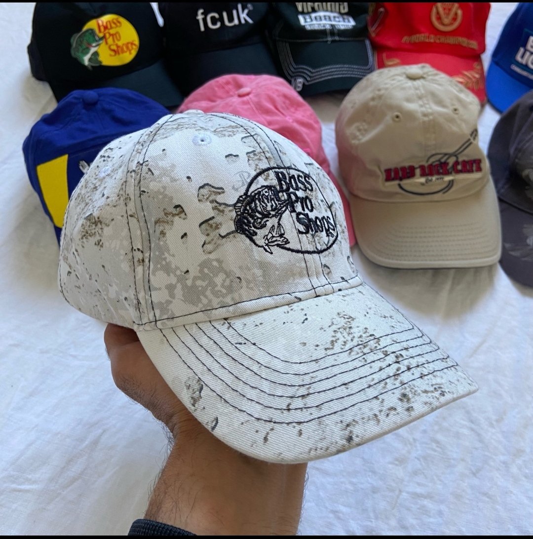 Casquette de baseball Bass Pro Shops blanche à motif camouflage gris