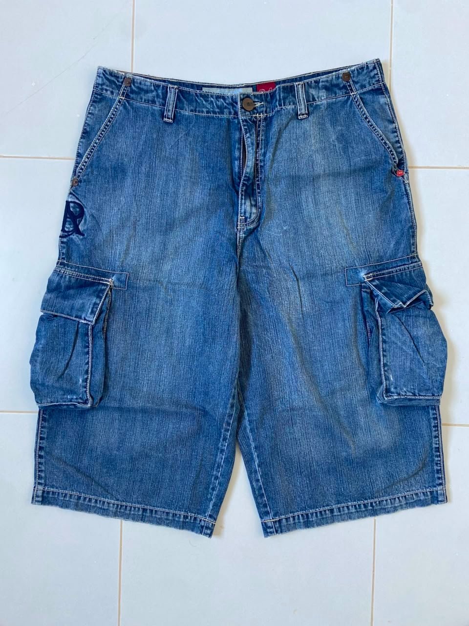 Short en jean vintage (jorts) de coupe baggy de la marque Quiksilver