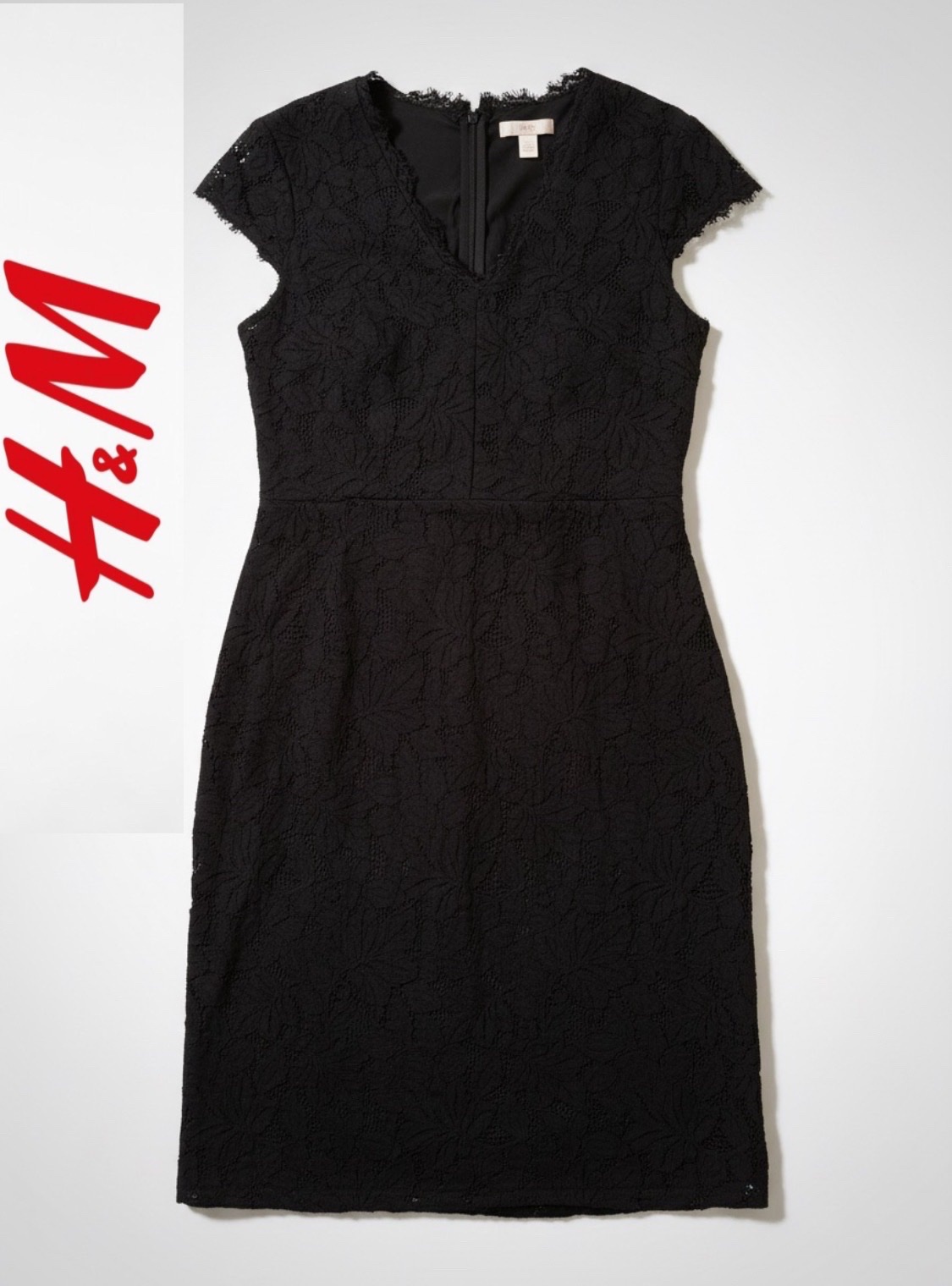 Robe courte en dentelle noire - H&M