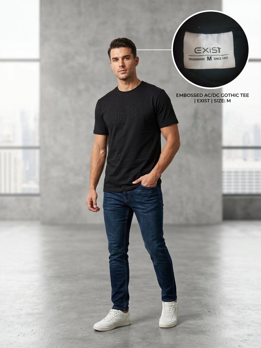 Black t-shirt 