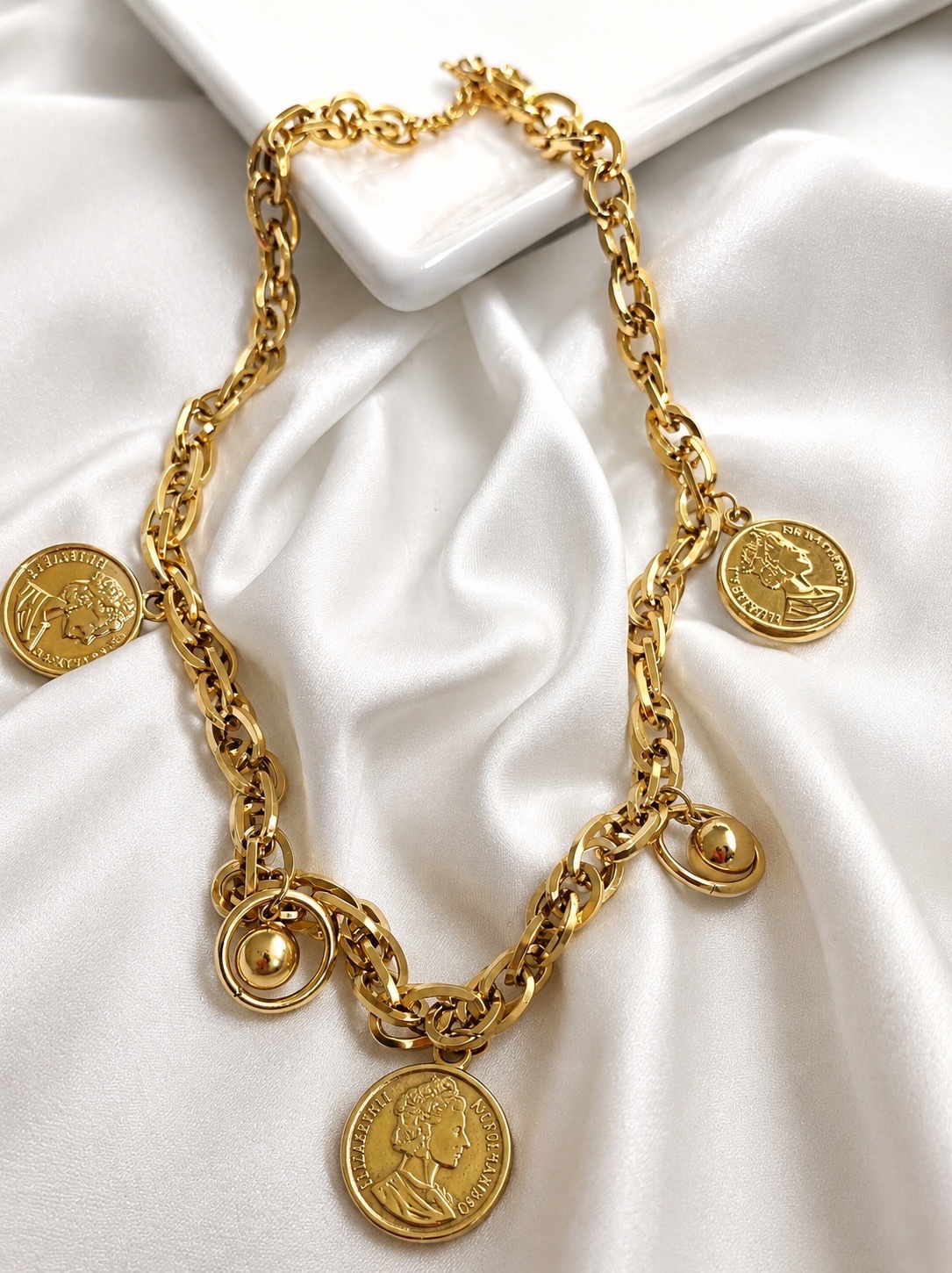 Collier fétiche lira