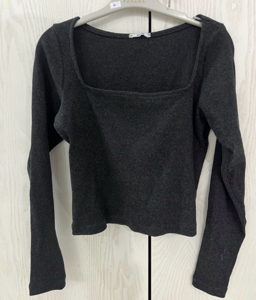 Pull col carre