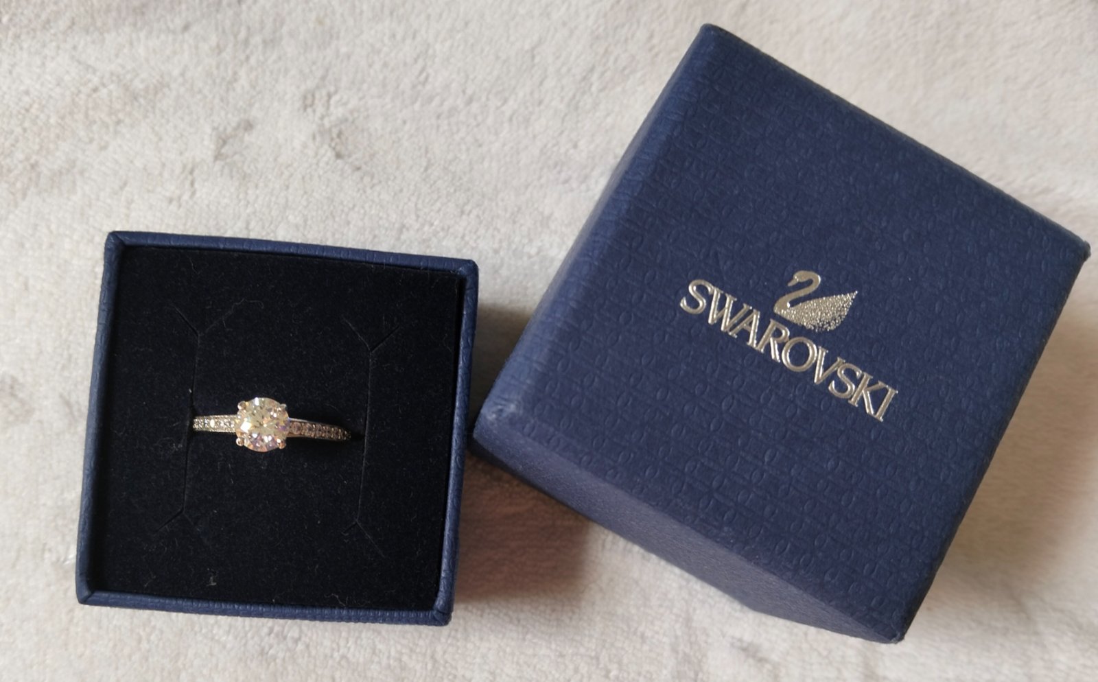 Bague Swarovski ❤️ jamais porté 