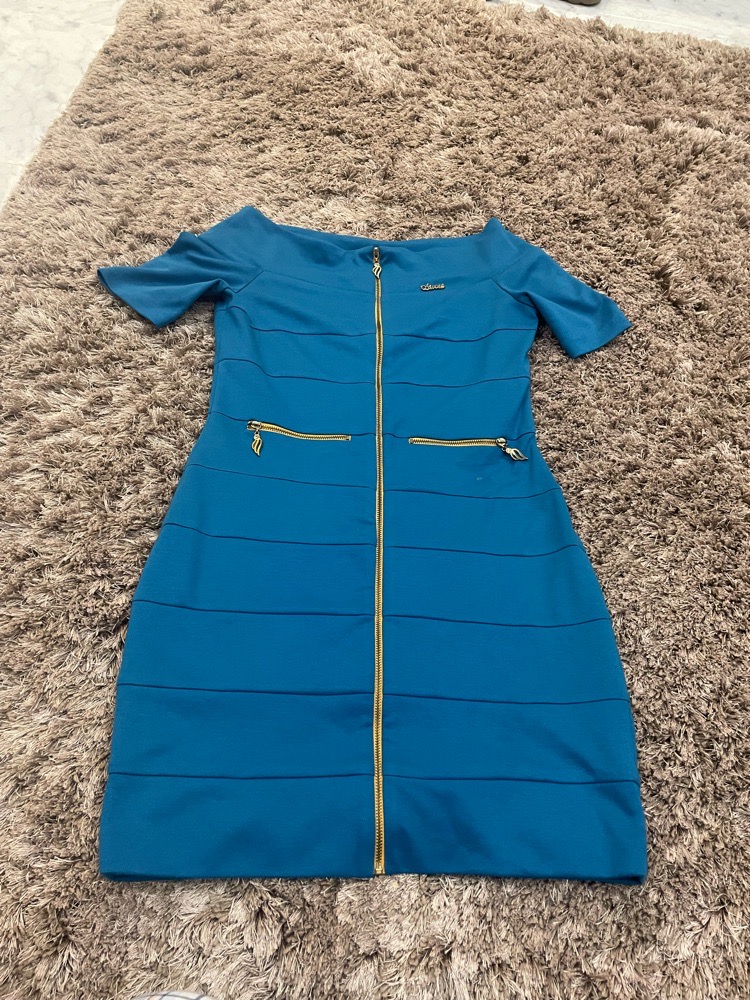 Coquette robe bleue