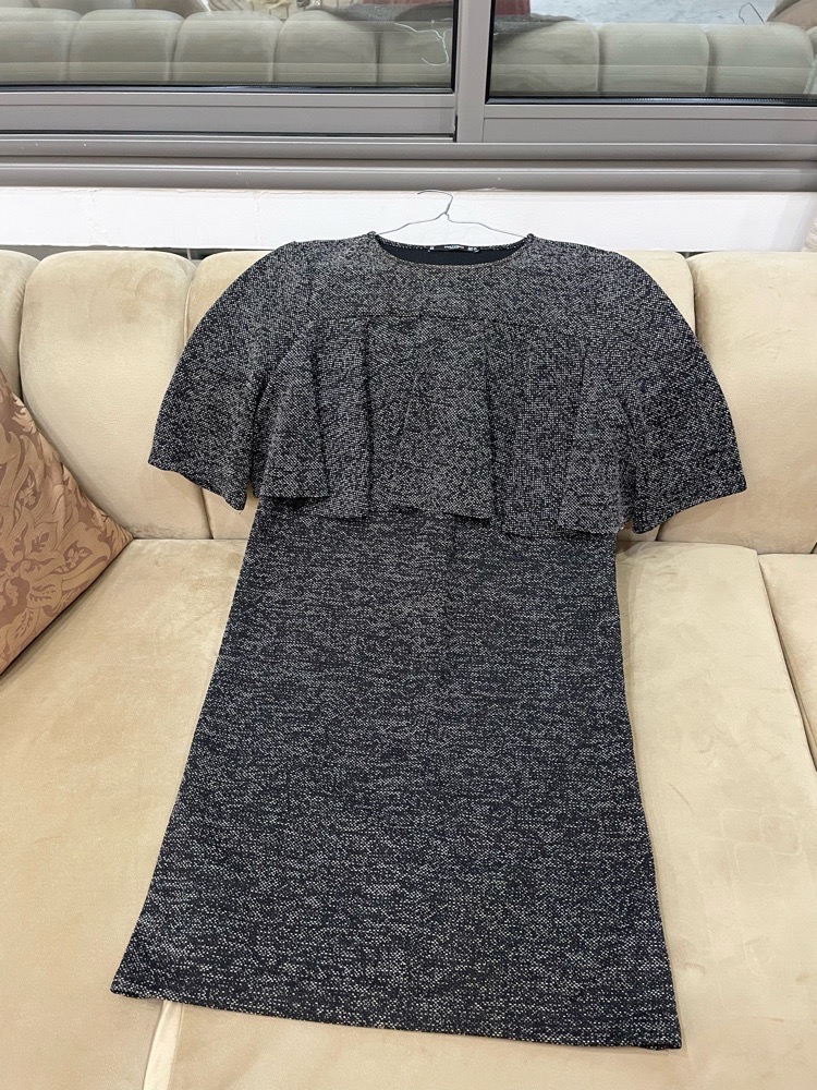 Une jolie robe mango à vendre