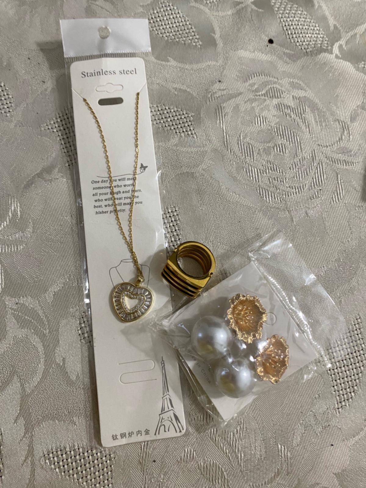 Lot de bijoux acier inoxydable cachete