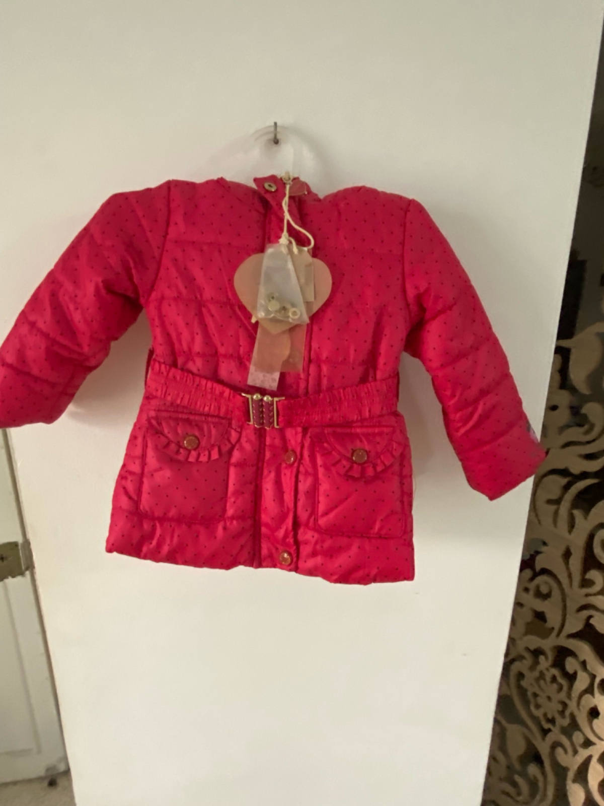 Un joli manteau 12mois neuf importee special Aid