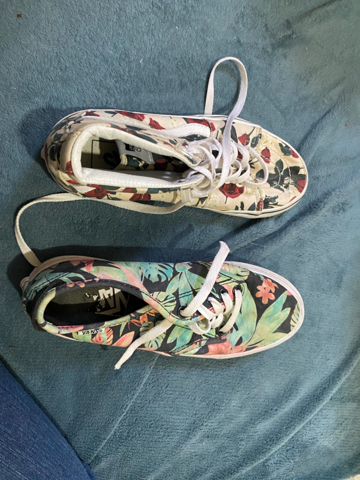 Lot de deux espadrilles Vans authentique