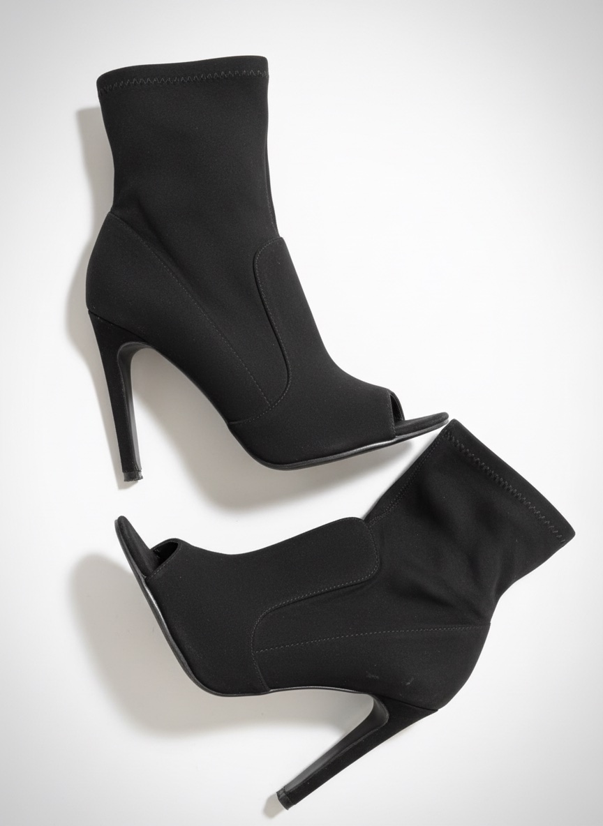 Des jolies talons pointure 37 en tissu daim doux