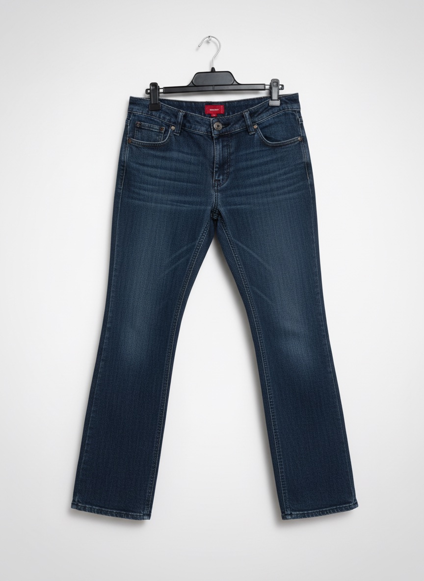 Dark flared jeans 